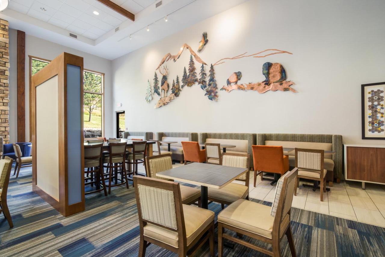 Holiday Express & Custer-mt Rushmore Hotel Custer